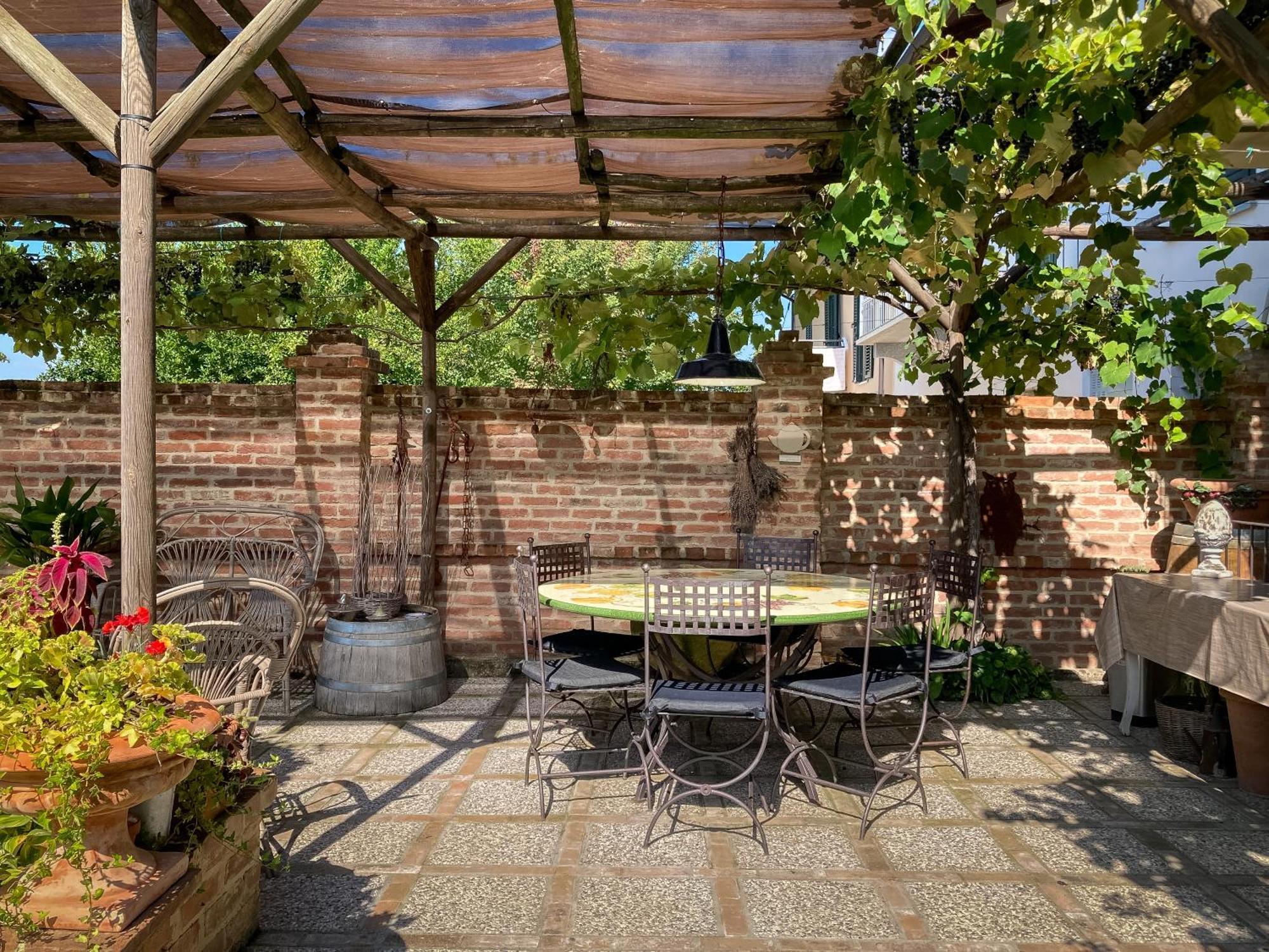 Ca Nostra B&B Home Restaurant Portacomaro Luaran gambar